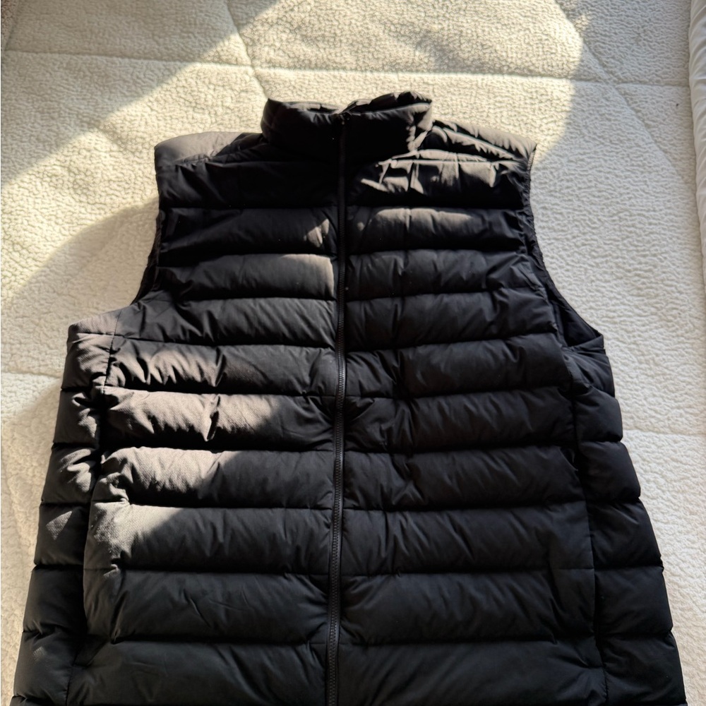 Men's Large Lululemon Navigation Vest